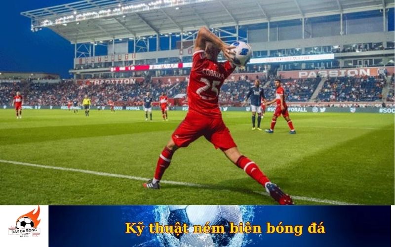 Kỹ thuật ném biên bóng đá
